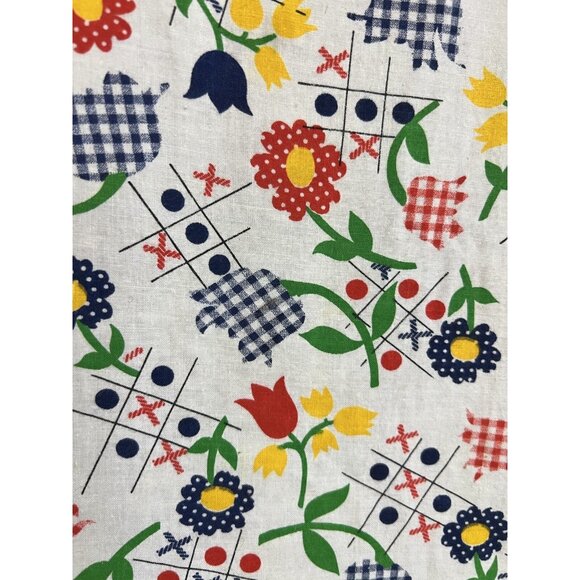 XOX Floral Daisy Tulip Flower Fabric Small Print 2 Pcs. 44" W x 32" & 19" x 44" - Picture 7 of 11